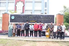 Program Doktoral