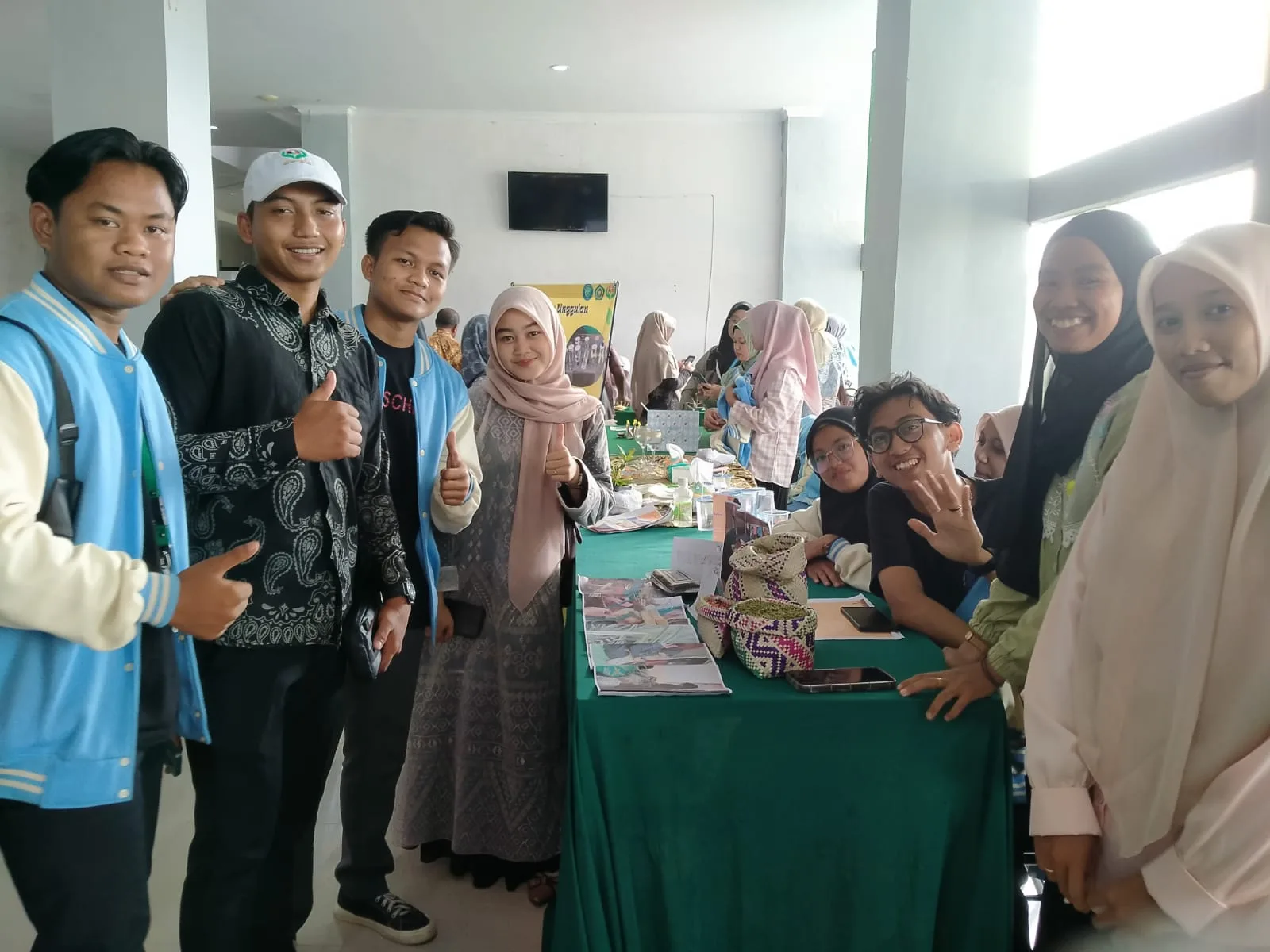 Expo Produk KKNMS 2024 Meriahkan Penutupan KKN Melayu Serumpun V IAIN Langsa