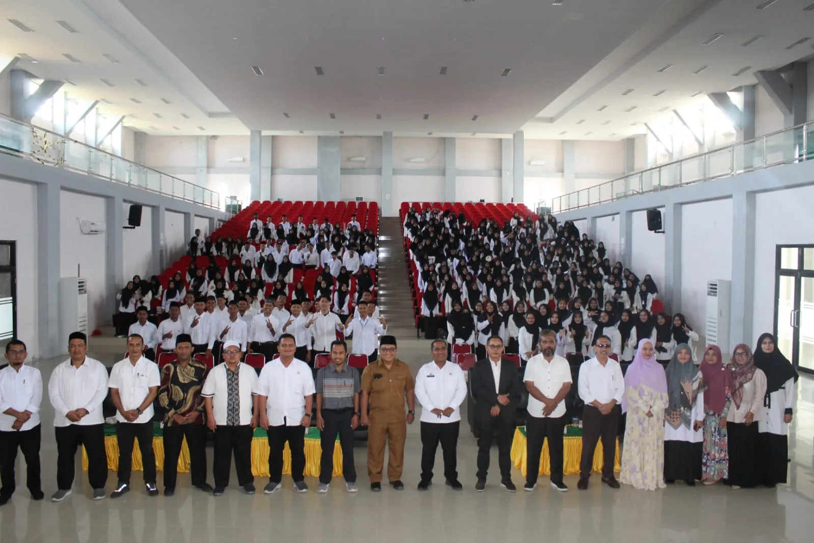 294 Mahasiswa FTIK IAIN Langsa Ikut Pembekalan PPL