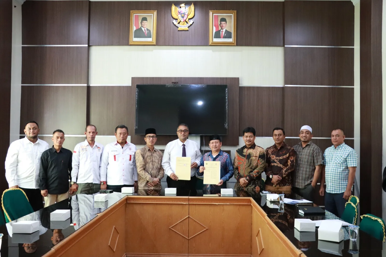IAIN Langsa Teken MoU dengan IKADIN dan YARA Aceh