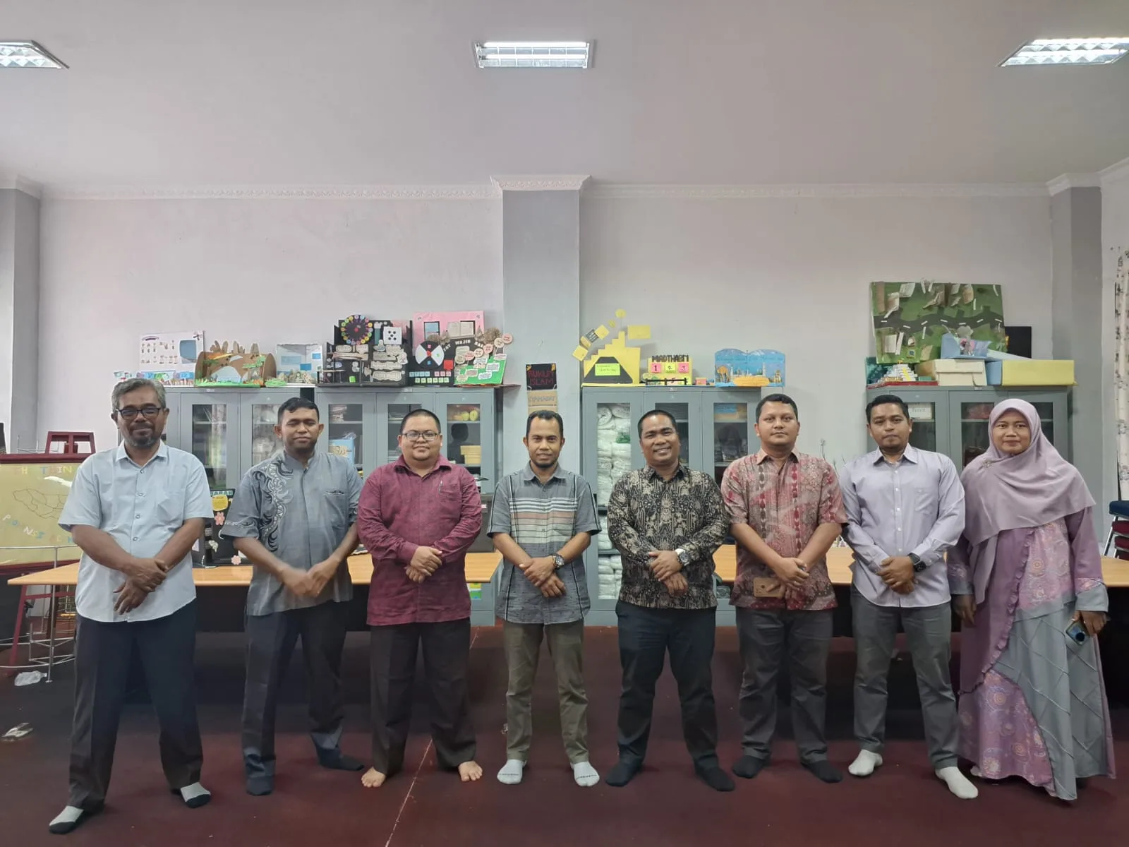 Dekan FTIK IAIN Langsa Kunjungi Laboratorium