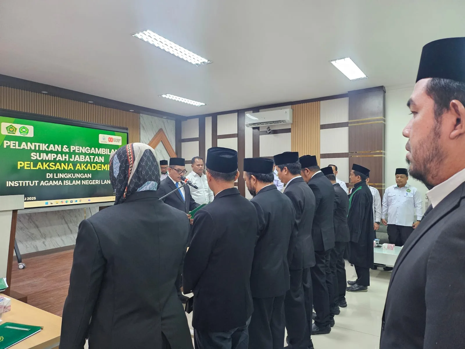 Lantik Pejabat Pelaksana Akademik IAIN Langsa, Rektor: Jabatan Bukan Sekedar Kedudukan