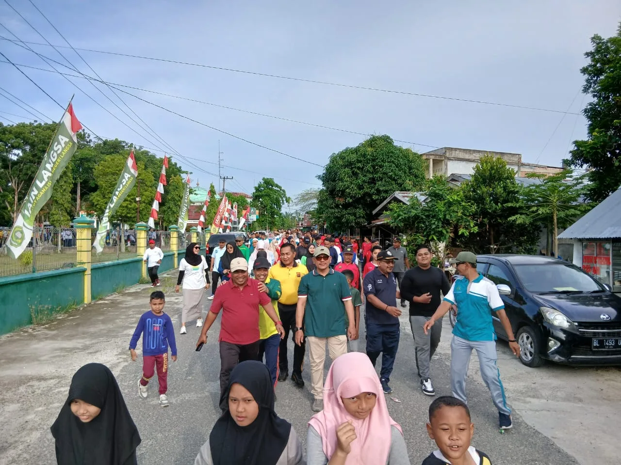 Meriahkan HUT ke-80 RI, IAIN Langsa Gelar Jalan Sehat Kerukunan