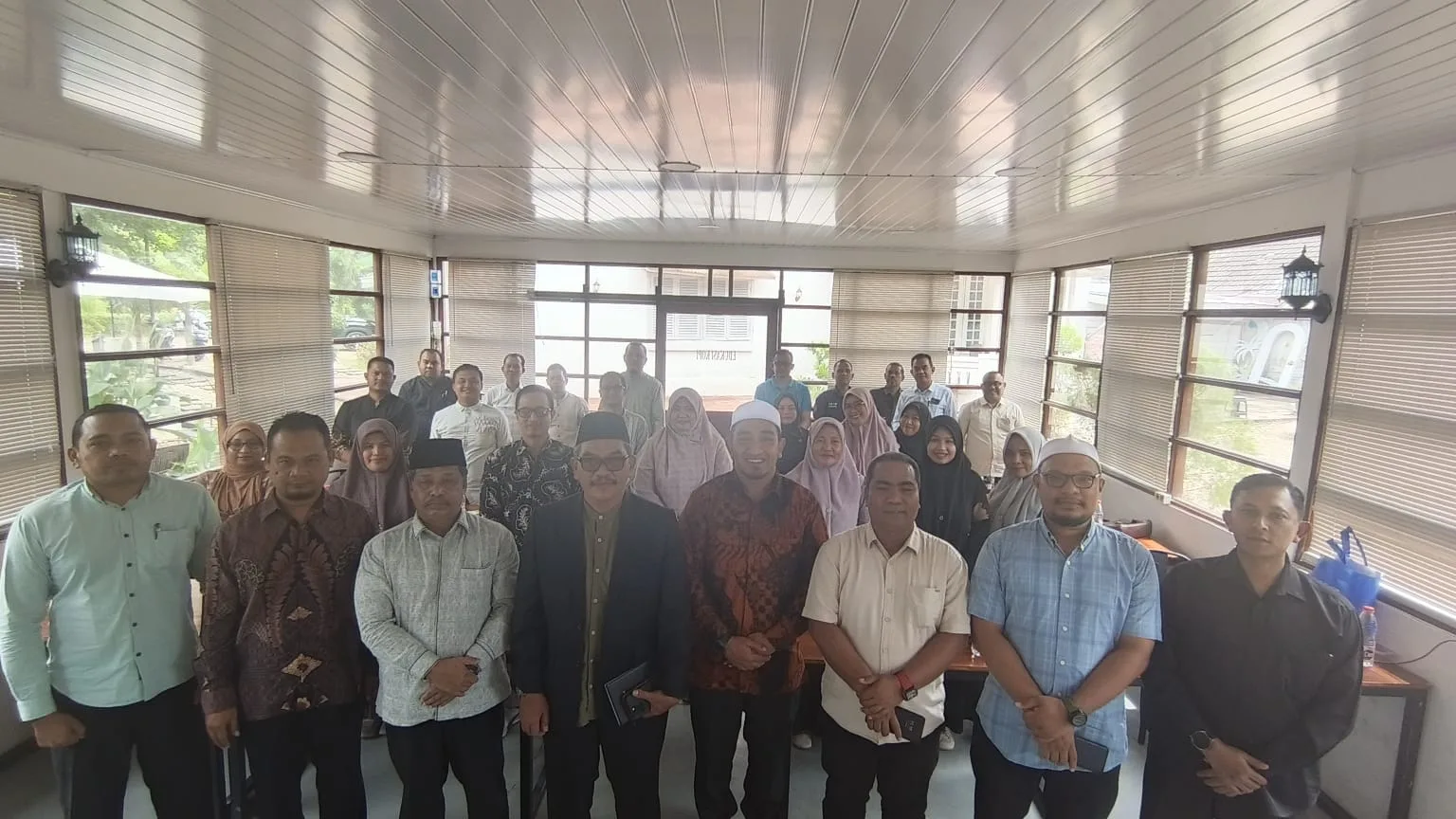 Rektor IAIN Langsa Tutup Kegiatan Refreshmen Keuangan