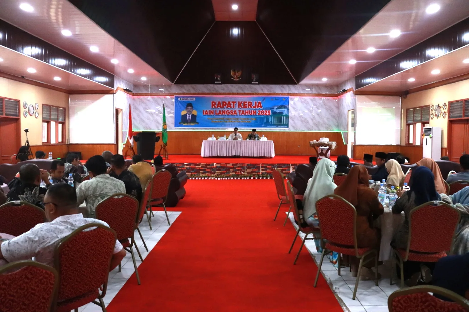 Peserta Raker Dengarkan Arahan Dirjen Pendis, Semangat Transformasi dan Kolaborasi Ditekankan
