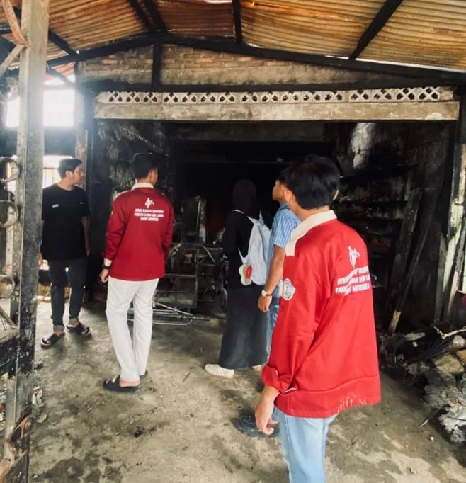 HMJ HES IAIN Langsa Salurkan Bantuan Korban Kebakaran di Gampong Matang Seulimeng