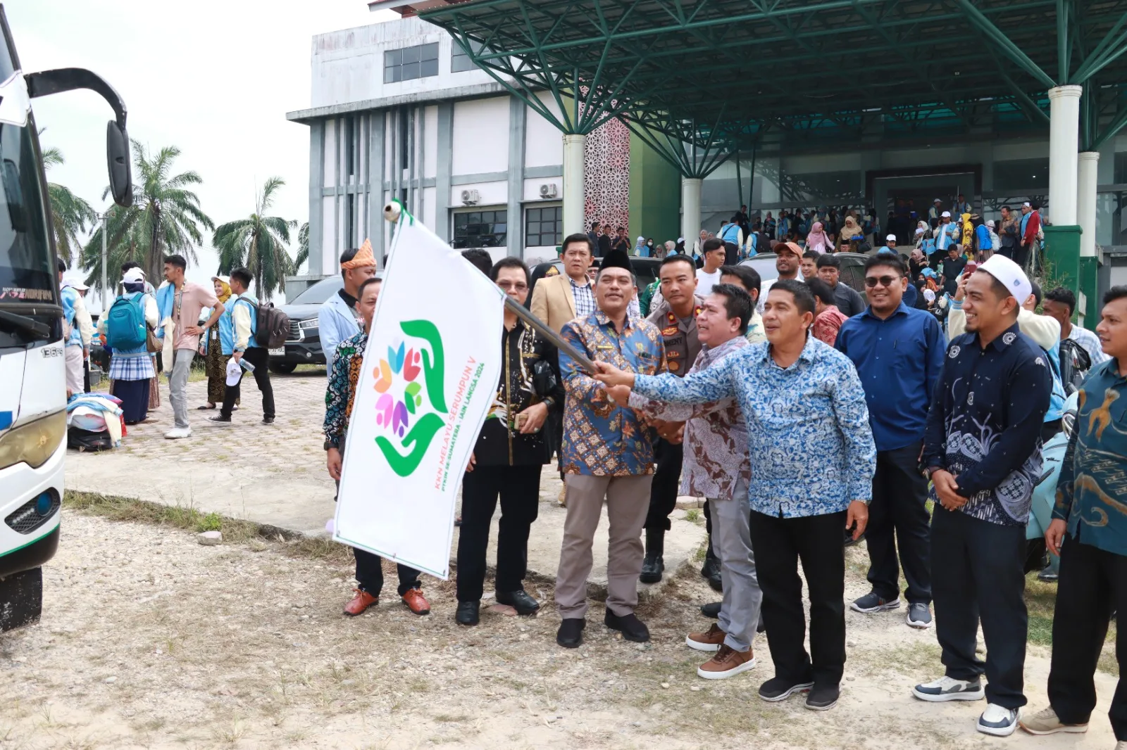 750 Peserta KKN Melayu Serumpun V PTKIN Se-Sumatera Dilepas