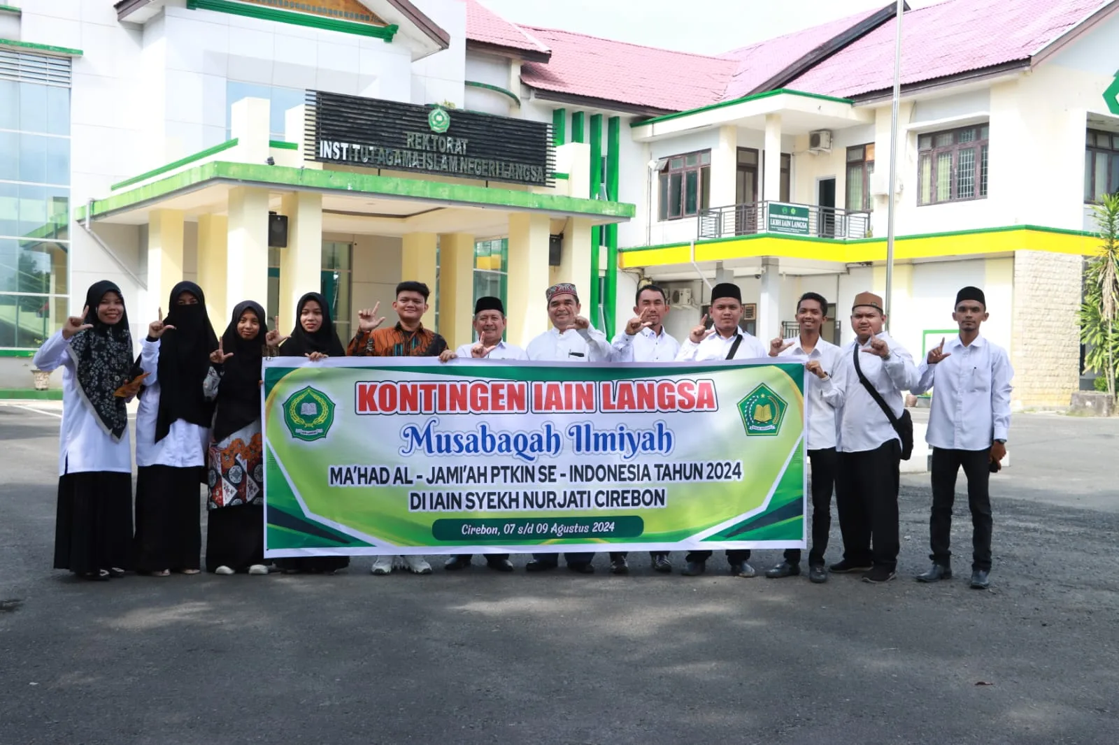Warek III IAIN Langsa Lepas Peserta Musabaqah Ilmiyah Nasional