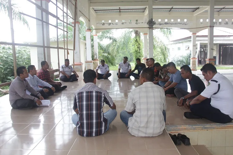 Warek II : Bekerja Bukan Karena Takut Kepada Atasan