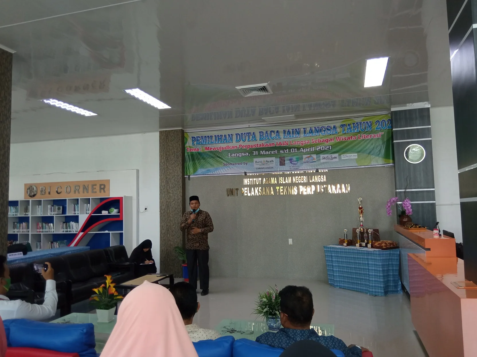 Warek I Tutup Pemilihan Duta Baca IAIN Langsa
