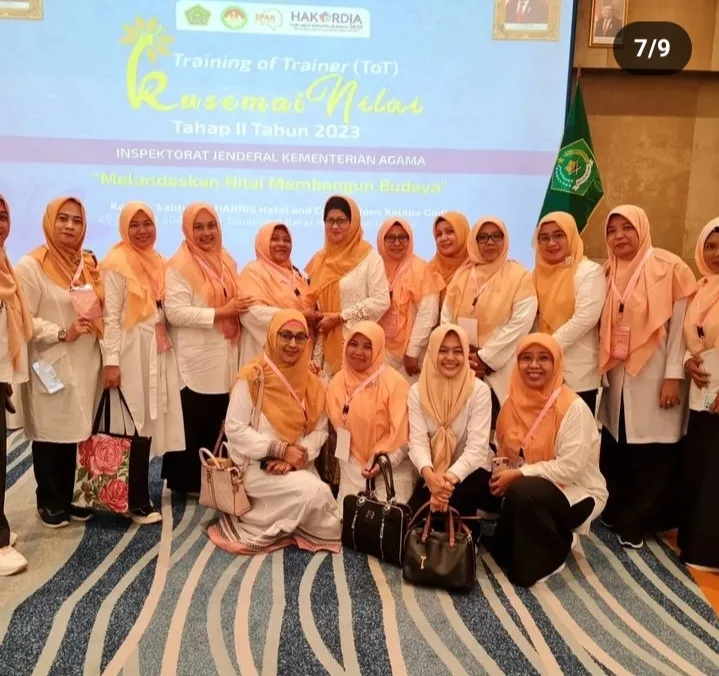 Ketua Dharma Wanita Persatuan IAIN Langsa Ikuti ToT Kusemai Nilai