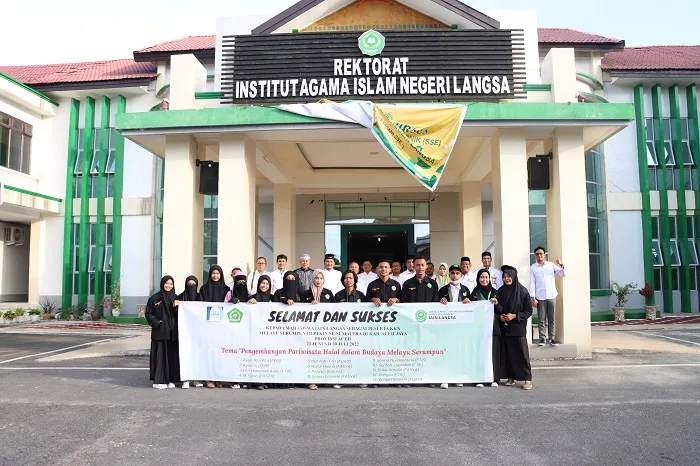 Rektor IAIN Langsa Lepas Peserta KKN Melayu Serumpun 2022