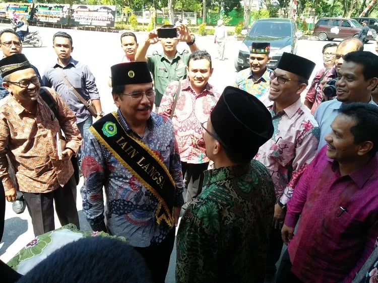Hadir di IAIN Langsa,Menteri Sofyan A Djalil : Saya Menjadi Keluarga IAIN Langsa