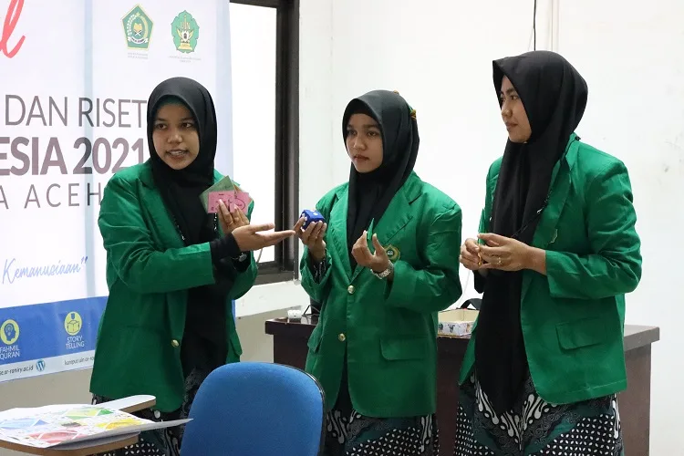 Mahasiswa IAIN Langsa Paparkan Hasil Karya Inovasi Media Pembelajaran di Ajang OASE