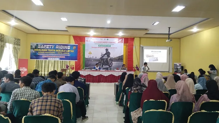 Mahasiswa IAIN Langsa Ikuti Seminar Safety Riding
