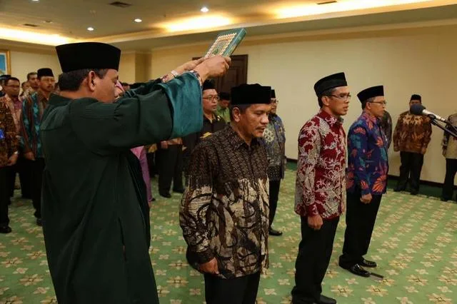 Basri Ibrahim Dilantik Sebagai Rektor IAIN Langsa