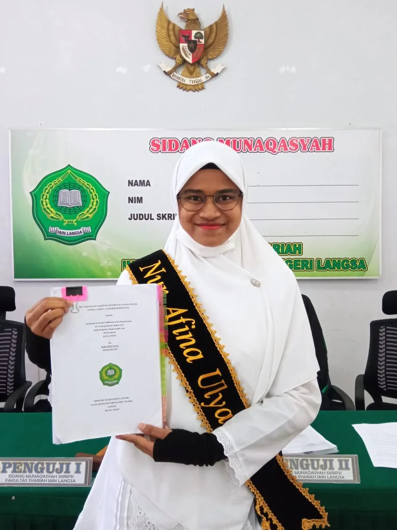 Keren, Mahasiswi Prodi HKI Sidang Skripsi dengan Bahasa Inggris