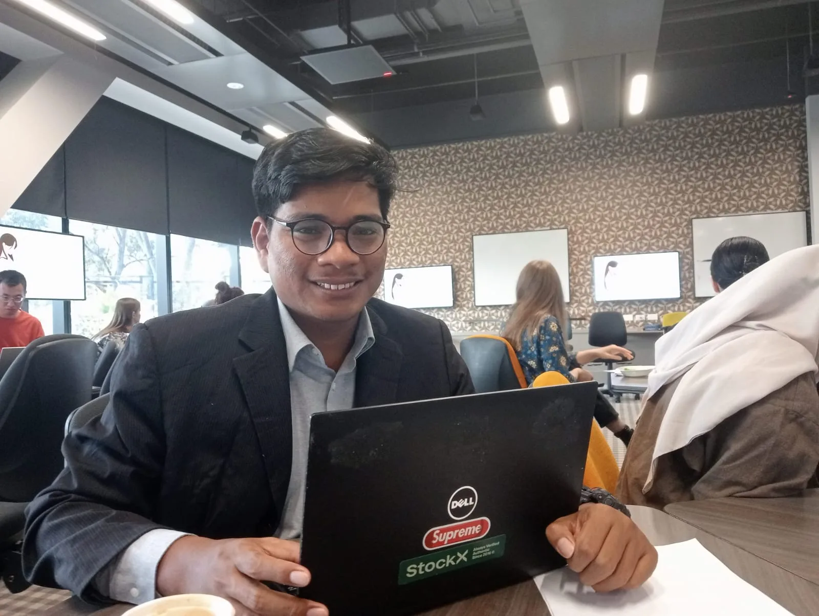 Dosen IAIN Langsa Jadi Presenter di Universitas Melbourne Australia