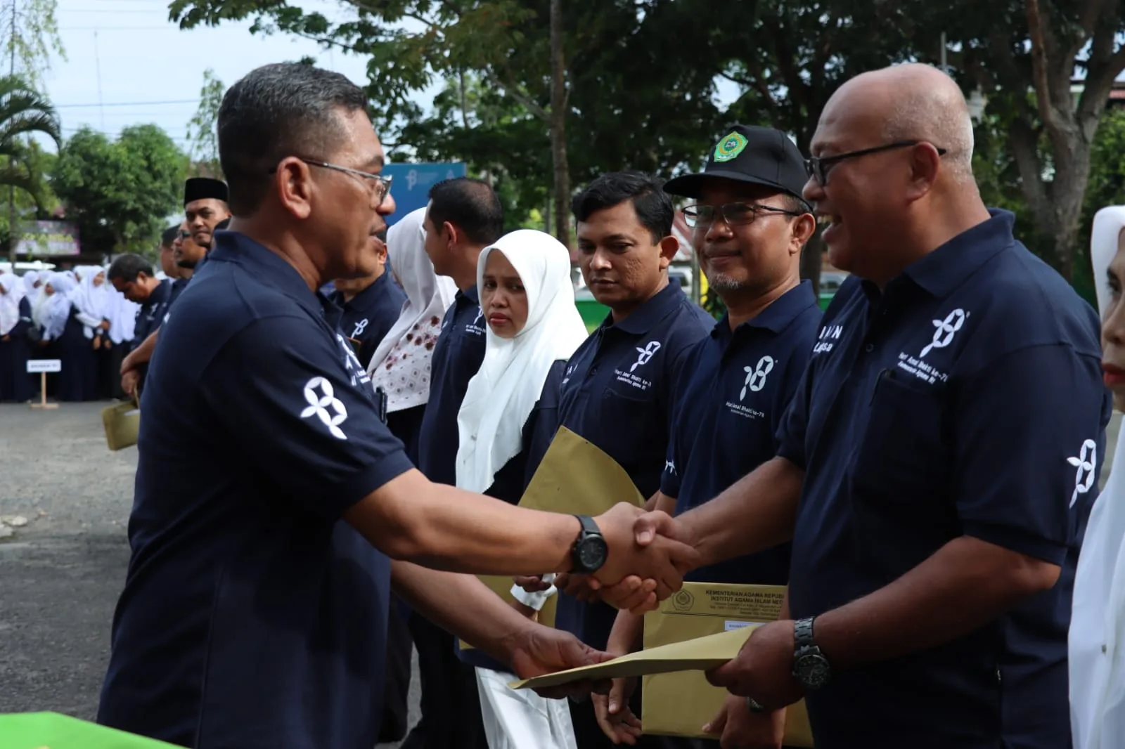 Rektor IAIN Langsa Serahkan DIPA ke Pascasarjana, Fakultas, dan Unit Lembaga