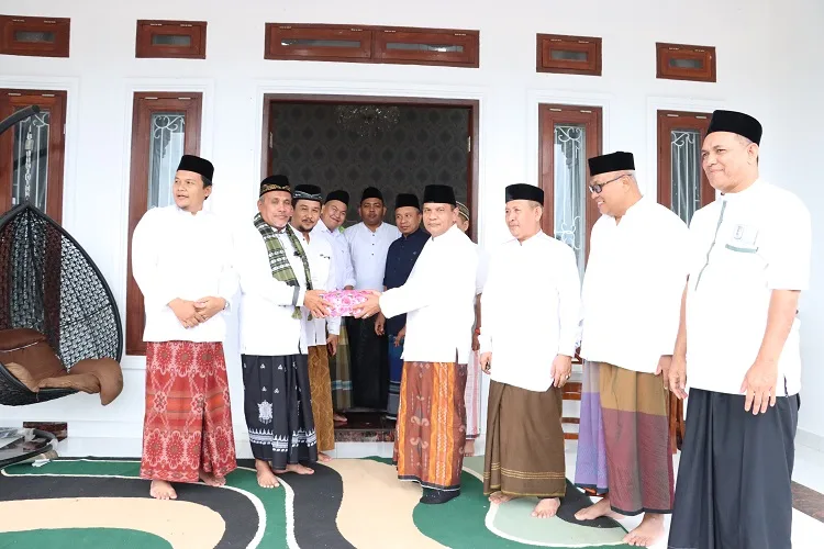 Usai Upacara Hari Santri, Rektor IAIN Langsa Kunjungi Sejumlah Pesantren